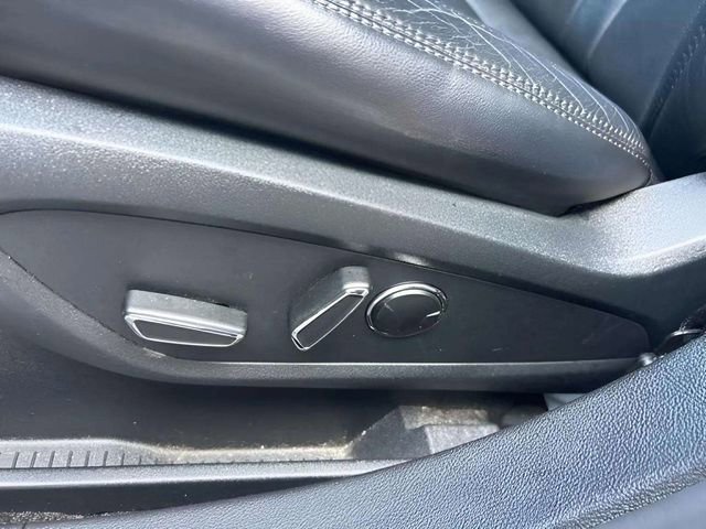 Used 2016 Lincoln MKX Select w/ Select Plus Package AWD/4WD image 10