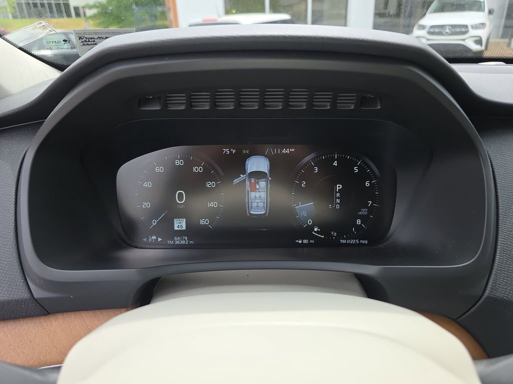 Used 2022 Volvo XC90 T5 Momentum w/ Advanced Package image 25