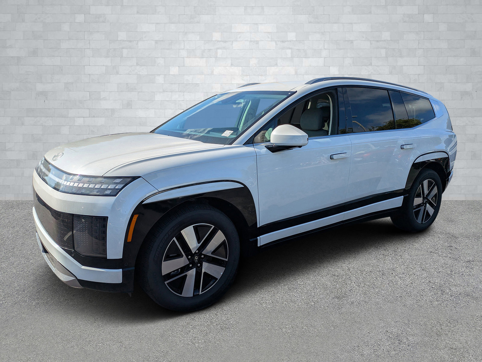 New 2026 Hyundai Ioniq 9 SEL image 9