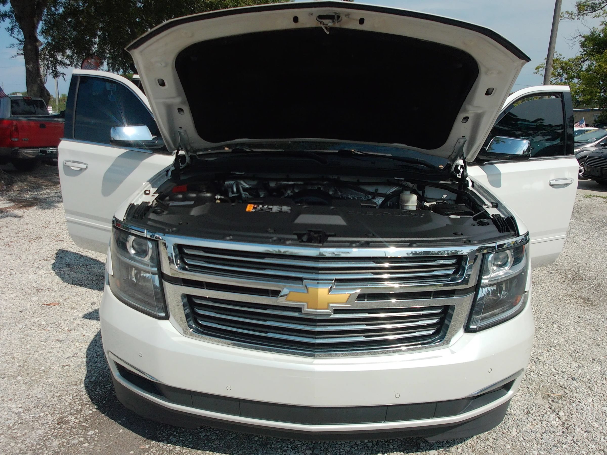 Used 2017 Chevrolet Suburban Premier RWD image 47
