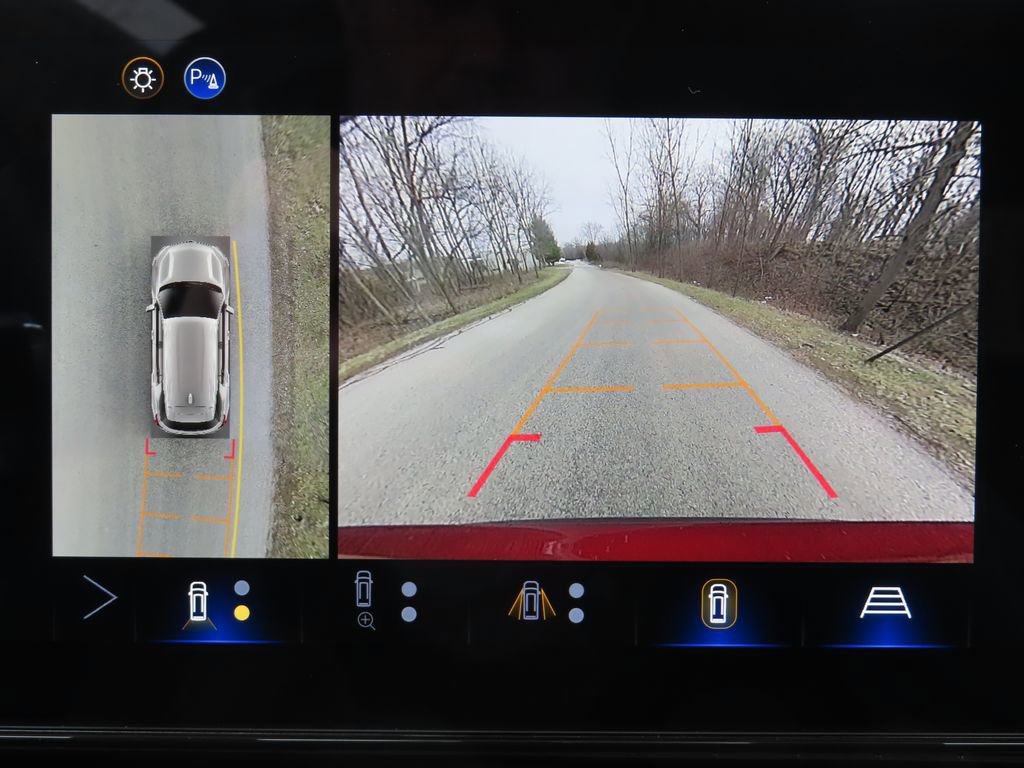 New 2026 Chevrolet Equinox ACTIV image 8