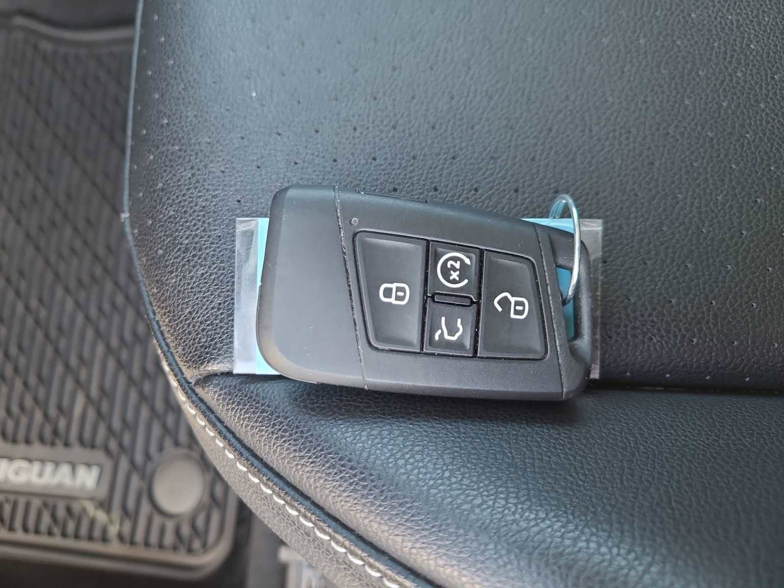 Used 2022 Volkswagen Tiguan SE image 28