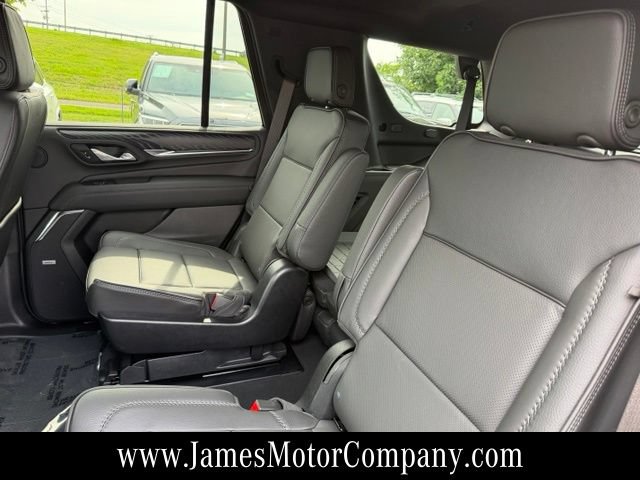 Used 2024 GMC Yukon Denali AWD/4WD image 15
