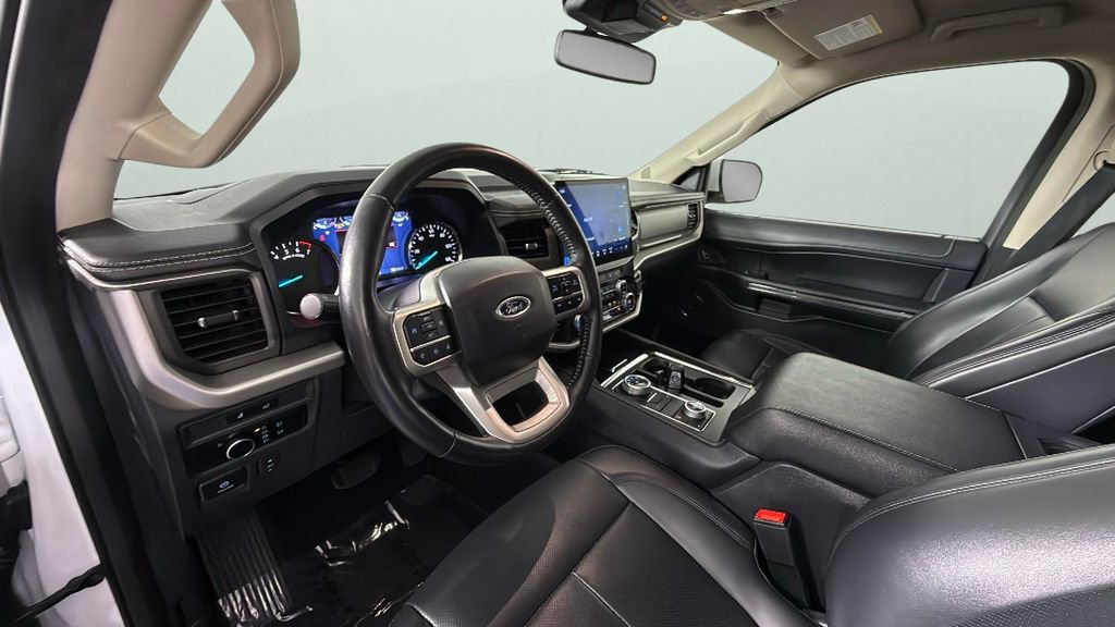Used 2024 Ford Expedition Max XLT AWD/4WD image 21