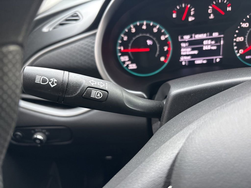 Used 2024 Chevrolet Malibu LT image 48