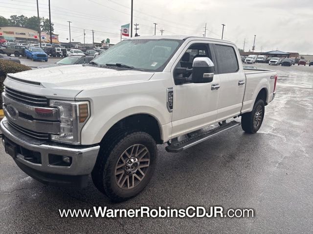 Used 2019 Ford F250 Lariat w/ Lariat Value Package AWD/4WD image 3