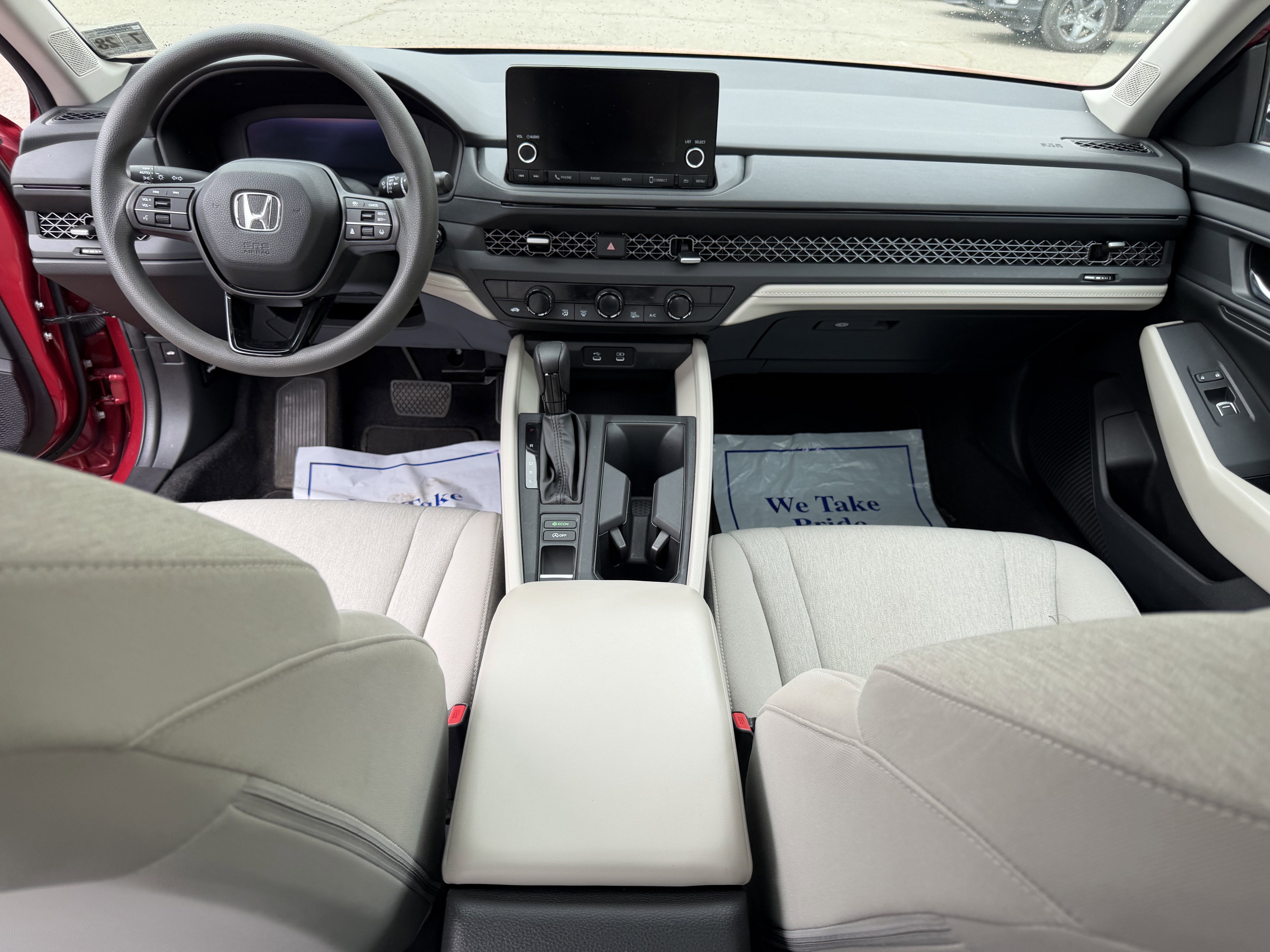 Certified 2023 Honda Accord EX image 15