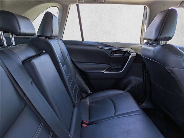 Used 2021 Toyota RAV4 XLE Premium image 20