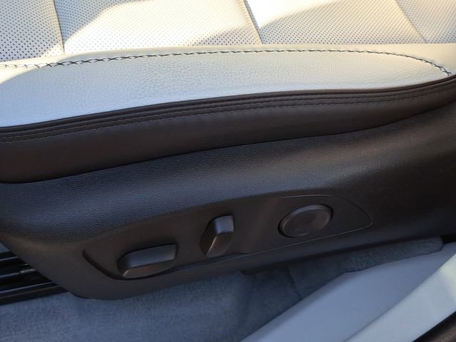 Used 2024 GMC Acadia Denali image 15