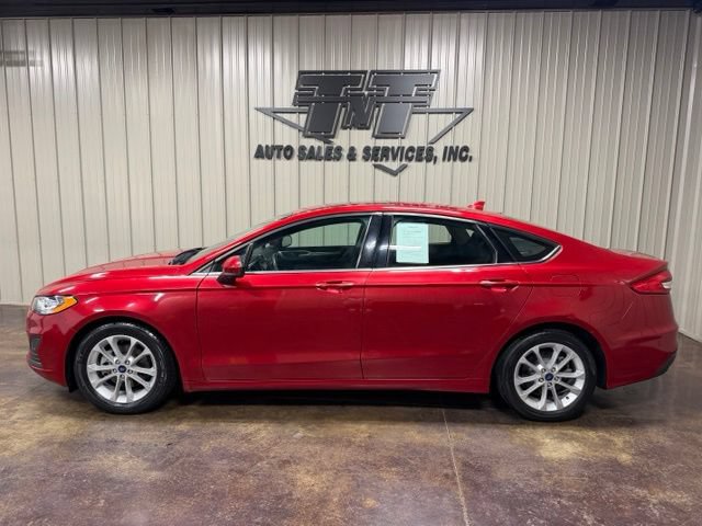 Used 2020 Ford Fusion SE FWD image 3