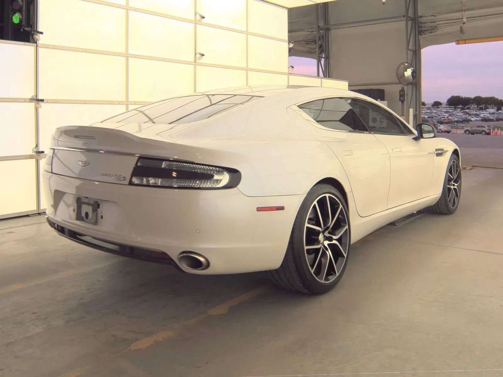 Used 2014 Aston Martin Rapide S RWD image 2