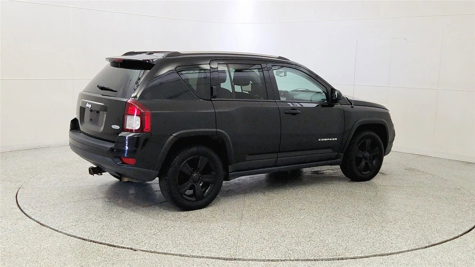 Used 2017 Jeep Compass Latitude image 7