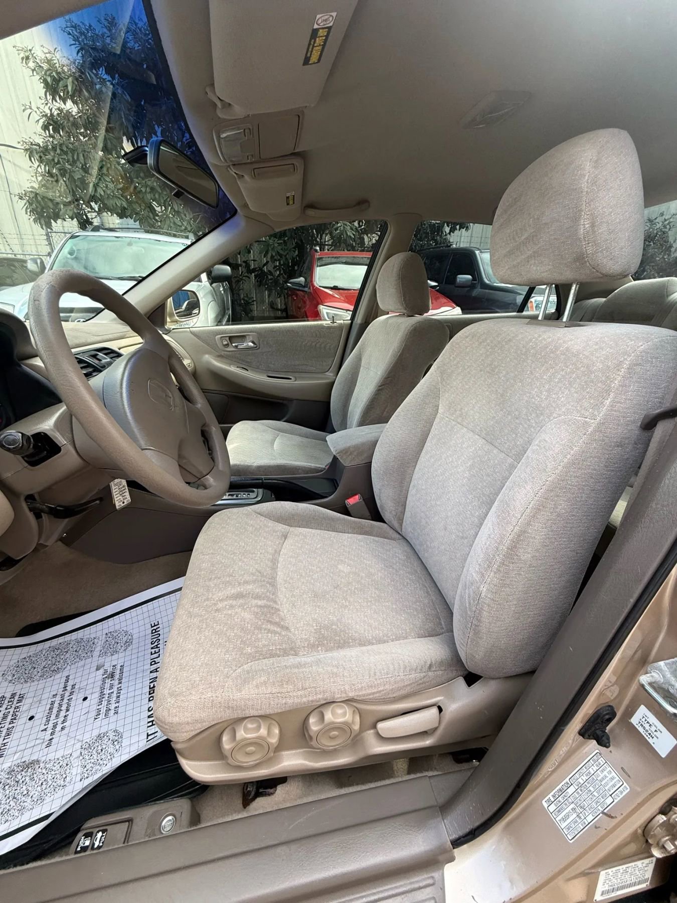 Used 2001 Honda Accord LX image 29