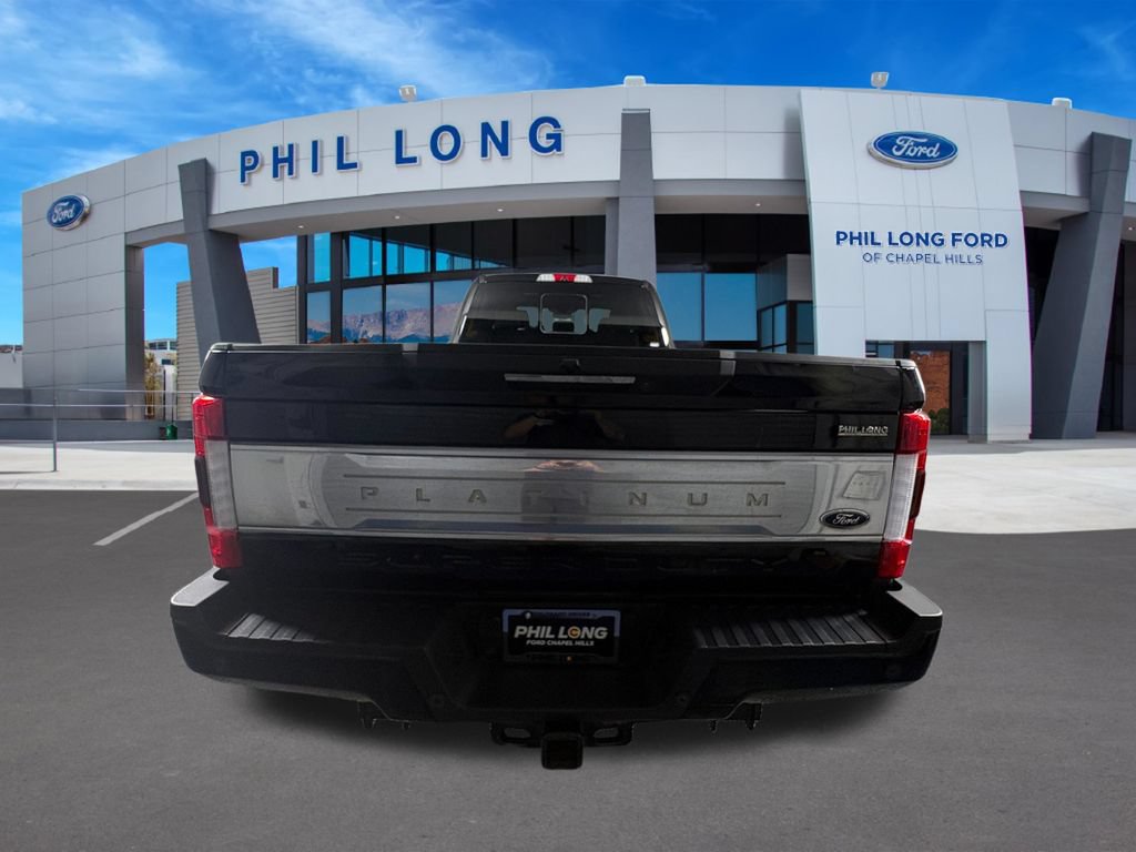 Used 2017 Ford F350 Platinum w/ Platinum Ultimate Package AWD/4WD image 4