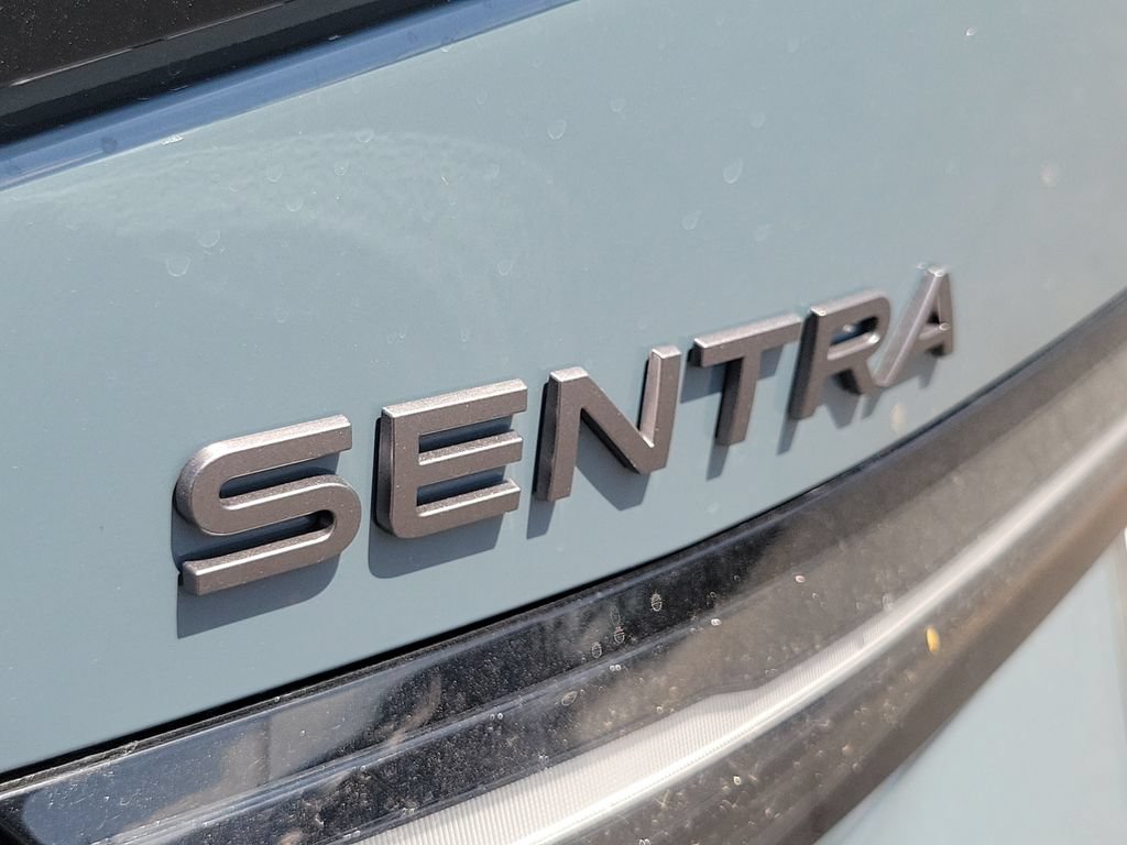 New 2027 Nissan Sentra SR w/ Floor Mat Package FWD image 16