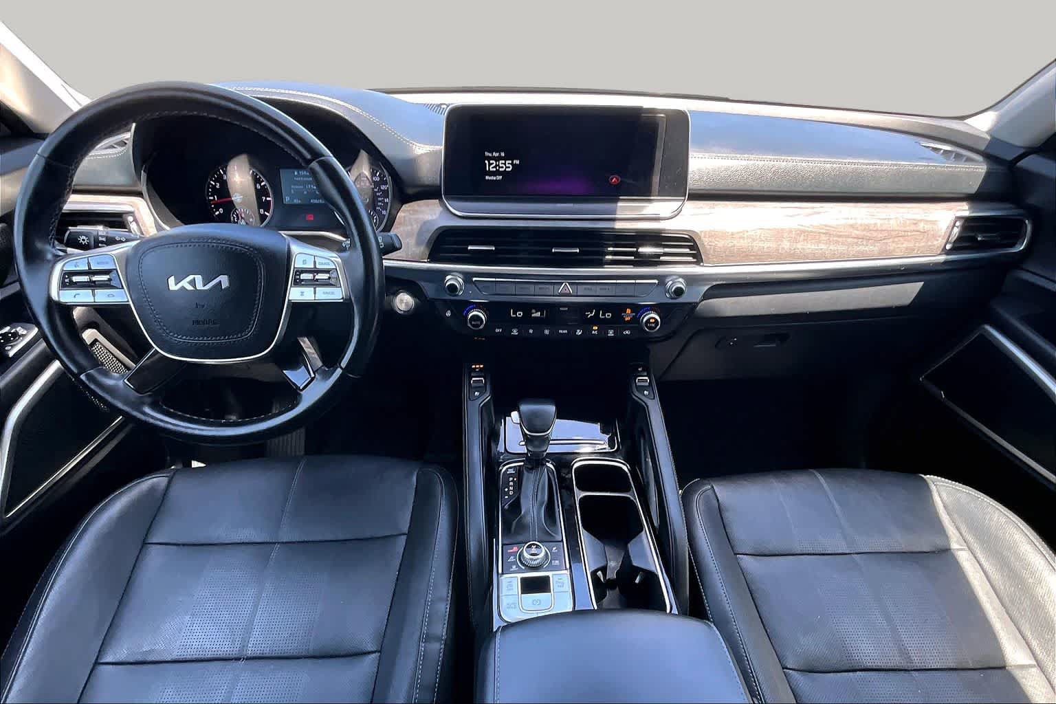 Used 2022 Kia Telluride EX w/ EX Premium Package AWD/4WD image 16