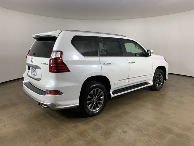 Used 2019 Lexus GX 460 image 8
