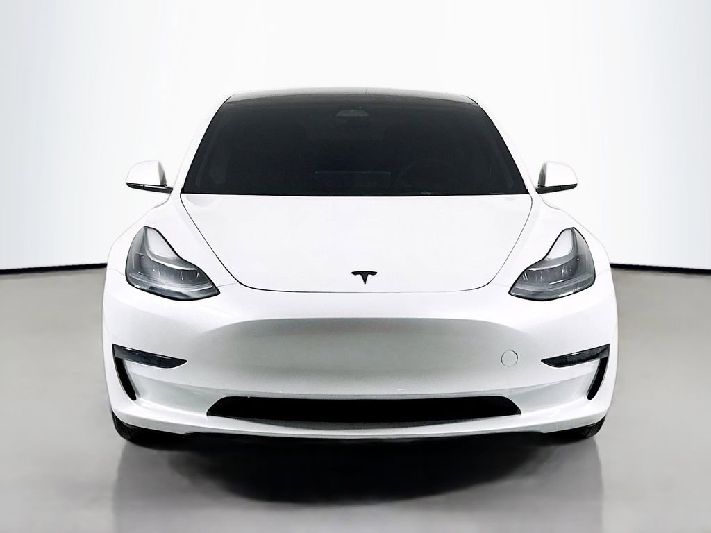 Used 2023 Tesla Model 3 Standard Range image 2
