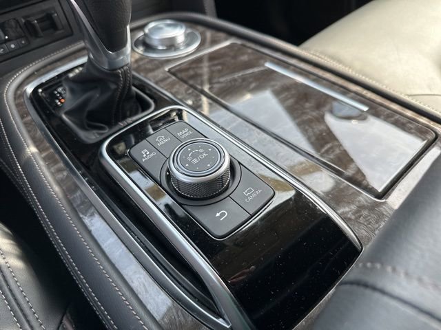 Certified 2024 Nissan Armada Platinum w/ Captain's Chairs Package AWD/4WD image 30