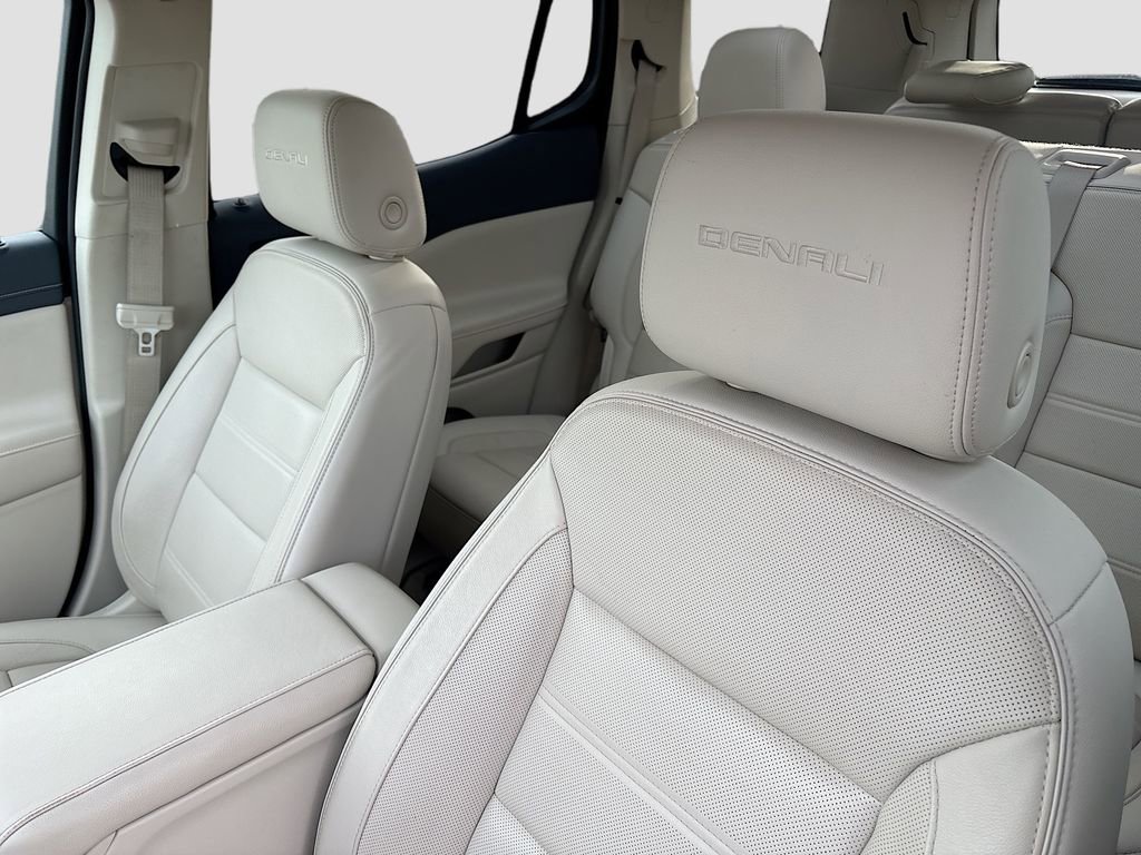 Used 2020 GMC Acadia Denali w/ Technology Package image 22