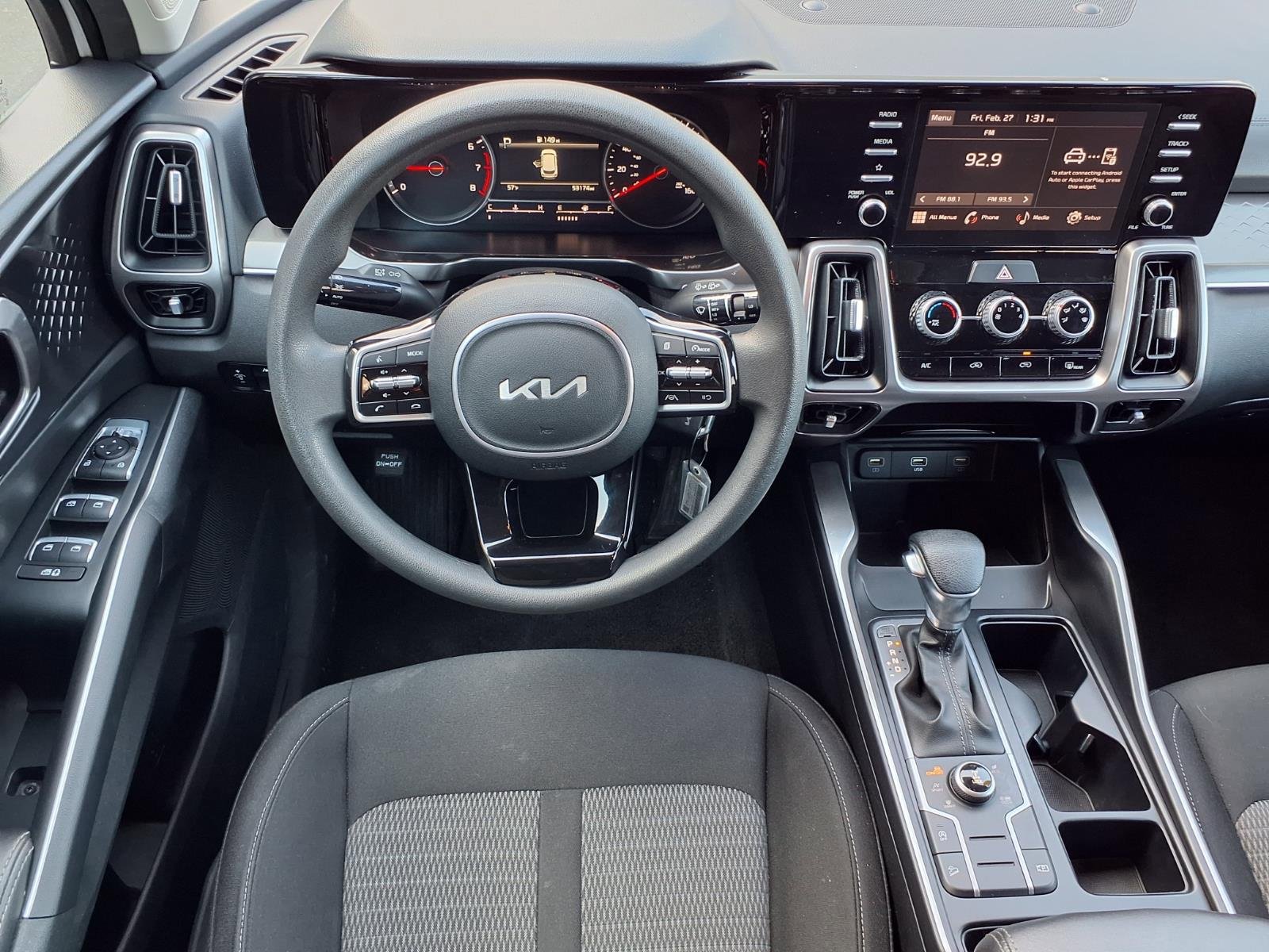 Used 2023 Kia Sorento LX image 5