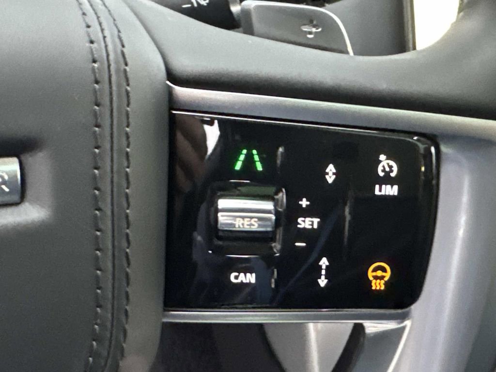 Certified 2024 Land Rover Range Rover SE AWD/4WD image 28