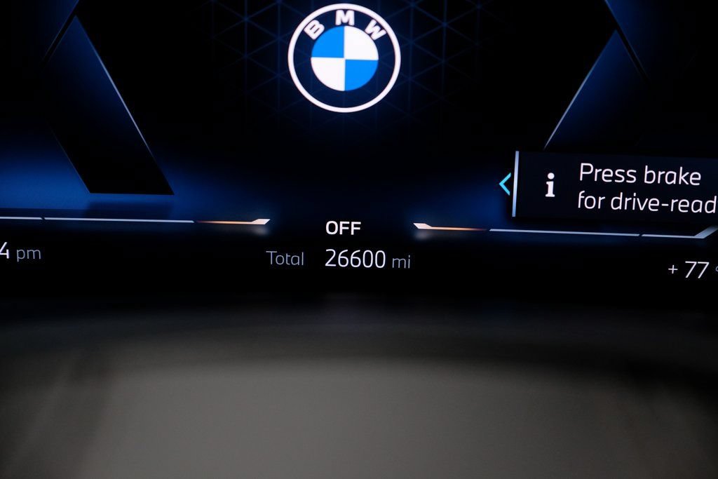 Used 2024 BMW X7 xDrive40i AWD/4WD image 17