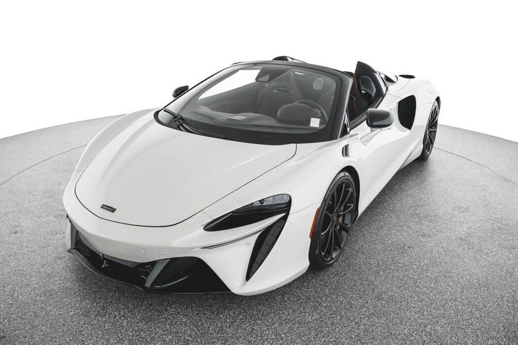 New 2025 McLaren Artura Spider image 6