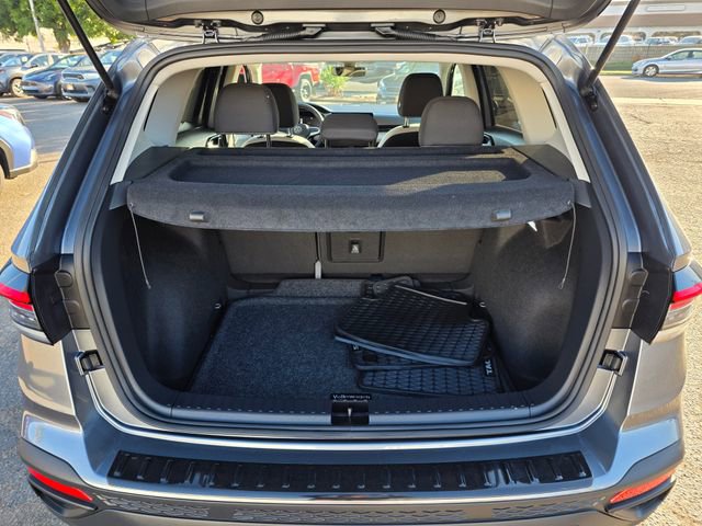 Used 2025 Volkswagen Taos S image 12