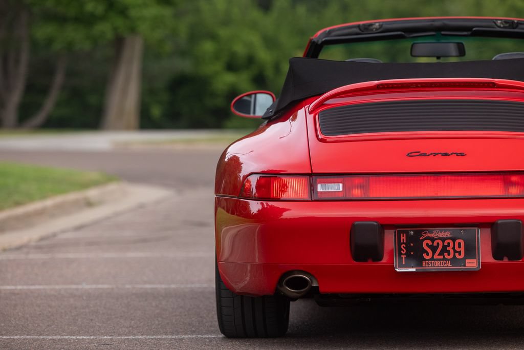 Used 1995 Porsche 911 Carrera RWD image 57