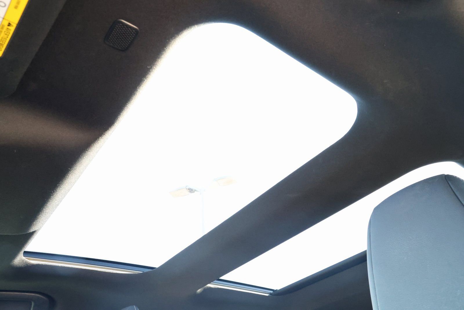 Used 2023 Toyota bZ4X XLE w/ Weather Package image 3