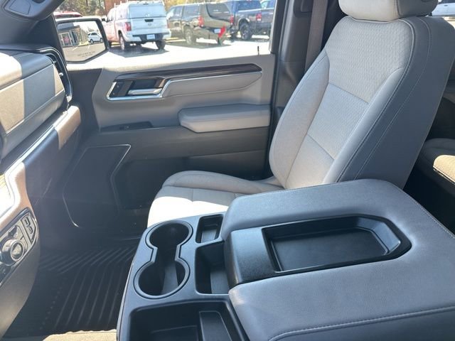 Used 2025 Chevrolet Silverado 1500 LT image 35