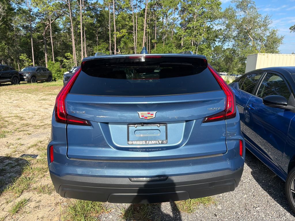 Used 2024 Cadillac XT4 Luxury FWD image 6