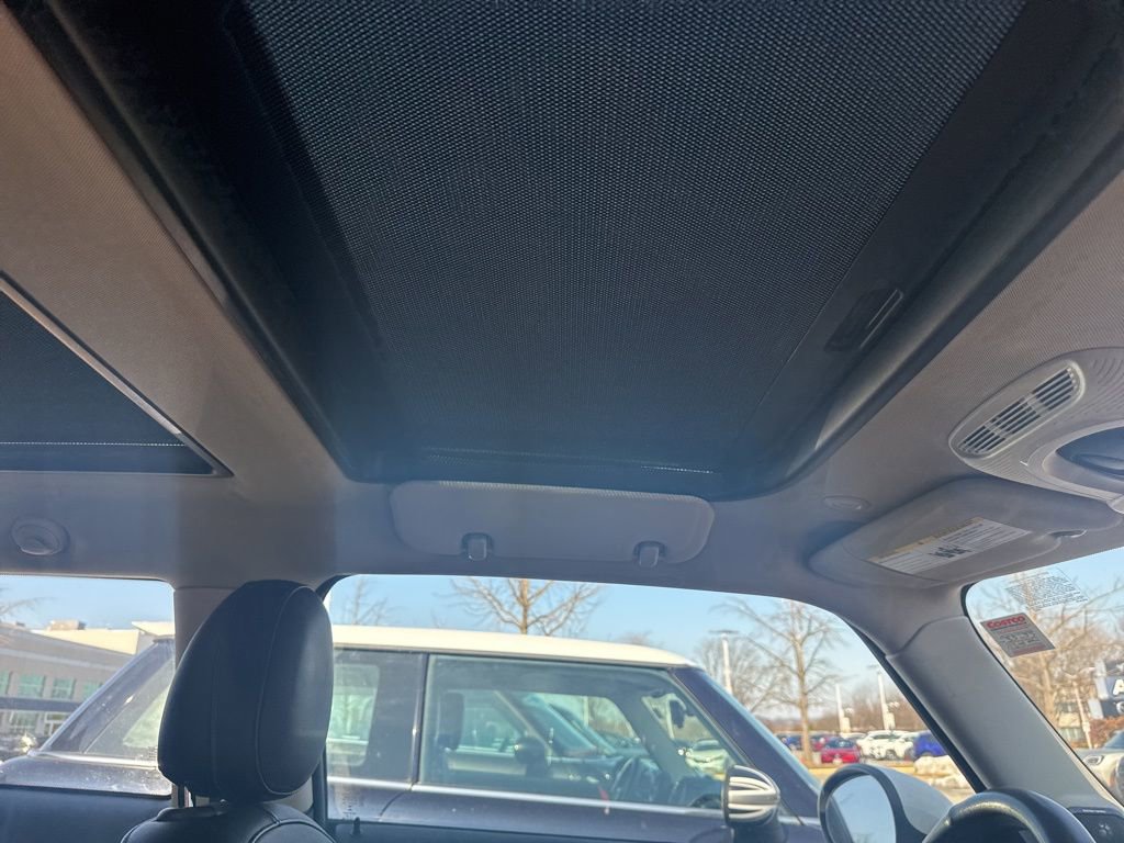 Used 2015 MINI Cooper 2-Door Hardtop image 45