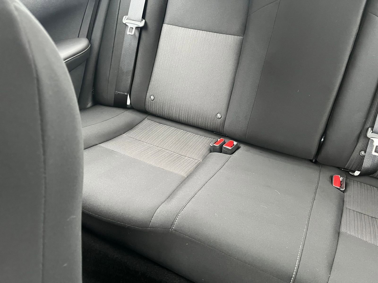 Used 2025 Nissan Sentra SV image 39