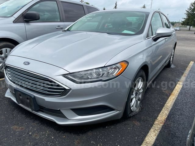 Used 2017 Ford Fusion S FWD image 4