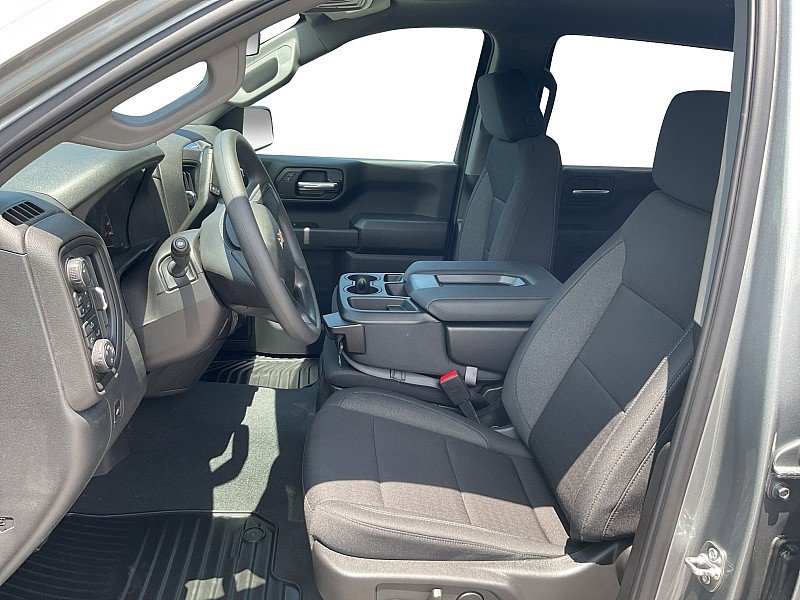 New 2025 Chevrolet Silverado 1500 Custom image 9
