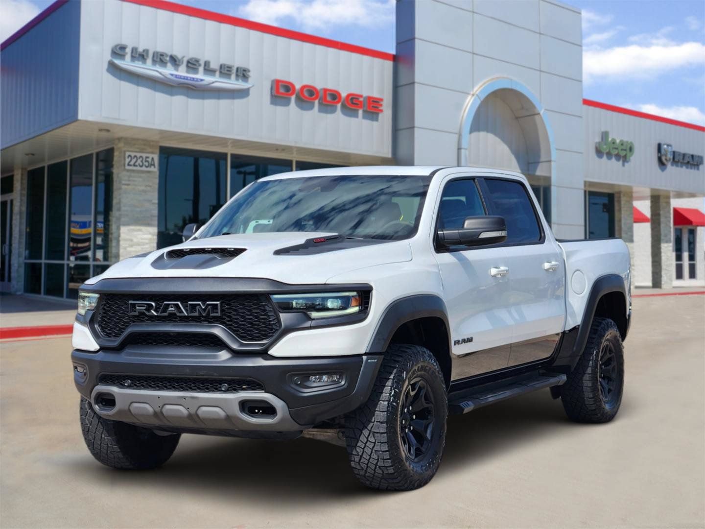 Used 2022 RAM 1500 TRX w/ TRX Level 2 Equipment Group AWD/4WD image 2