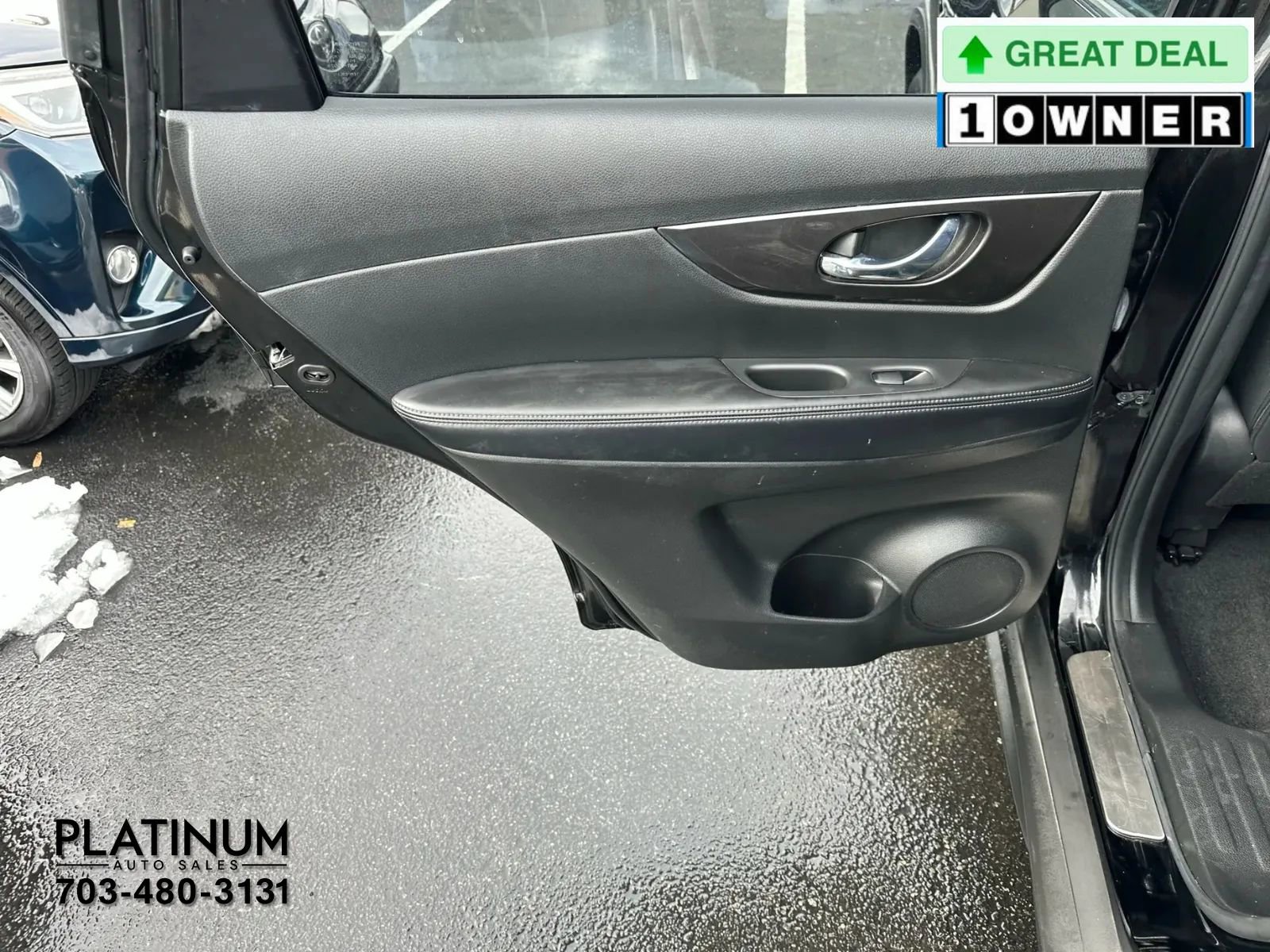 Used 2020 Nissan Rogue SV image 17