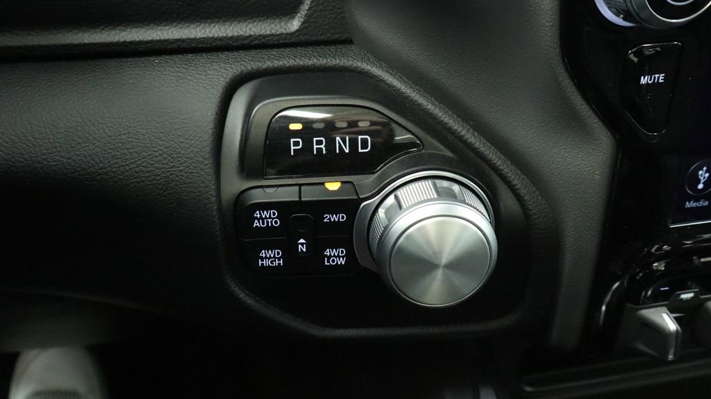 Used 2021 RAM 1500 Laramie image 44