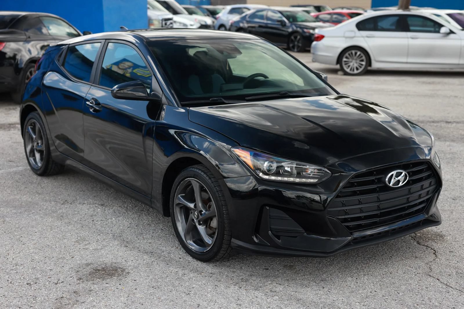 Used 2019 Hyundai Veloster 2.0 FWD image 9