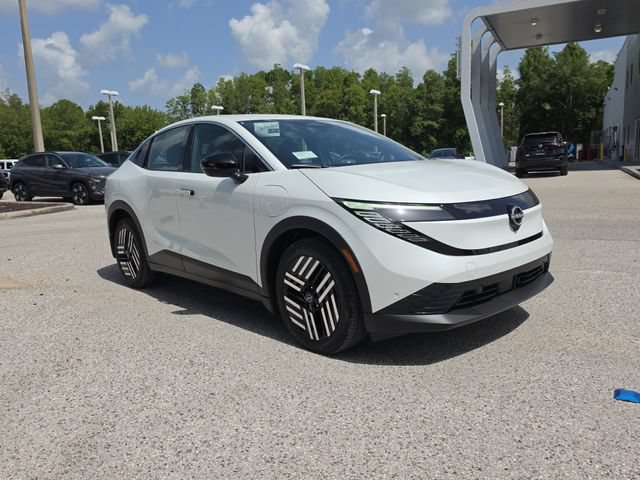 New 2026 Nissan Leaf SV+ w/ Floor Mat Package (SV+) FWD image 2
