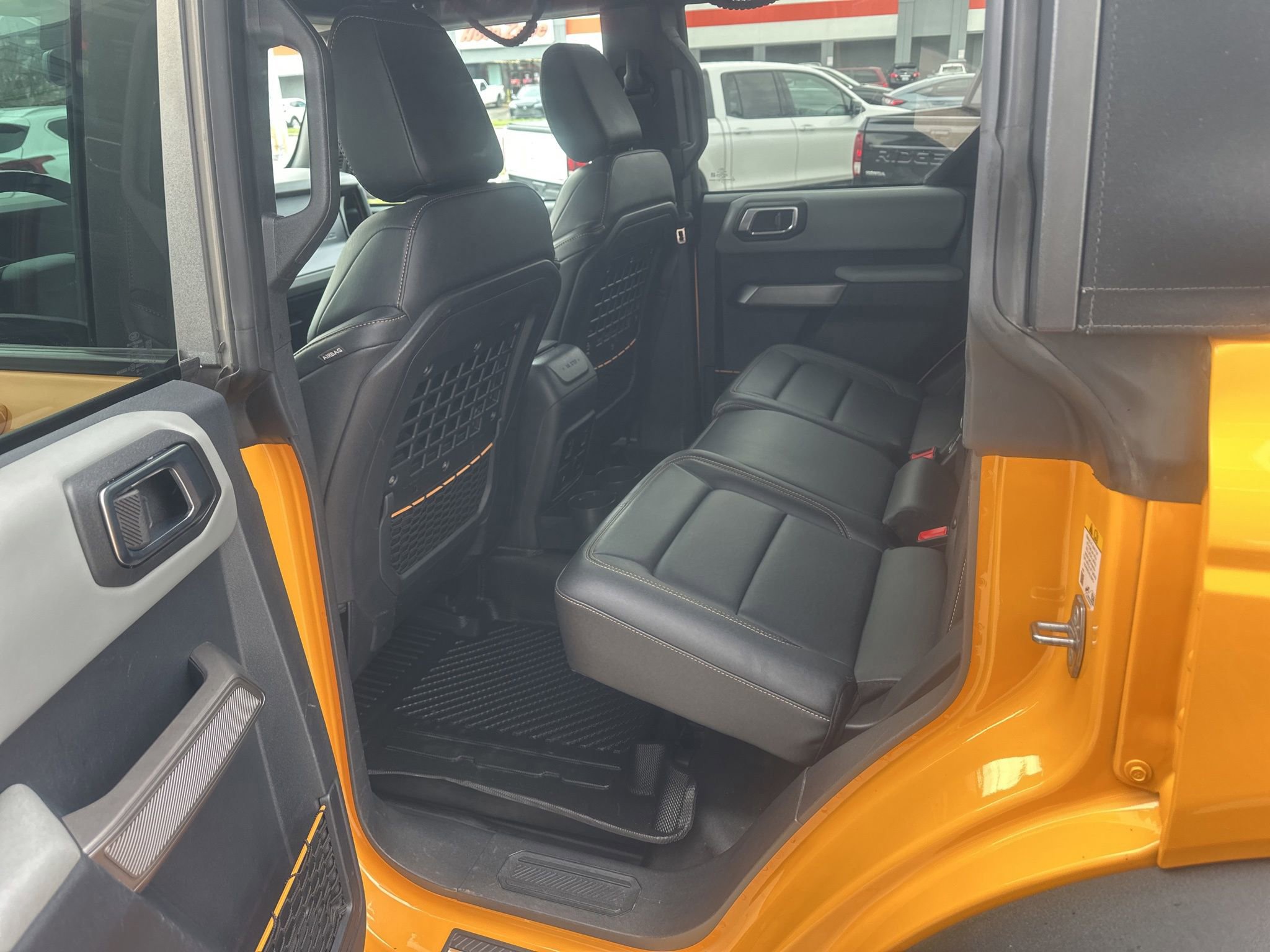 Used 2022 Ford Bronco Badlands w/ Sasquatch Package AWD/4WD image 17