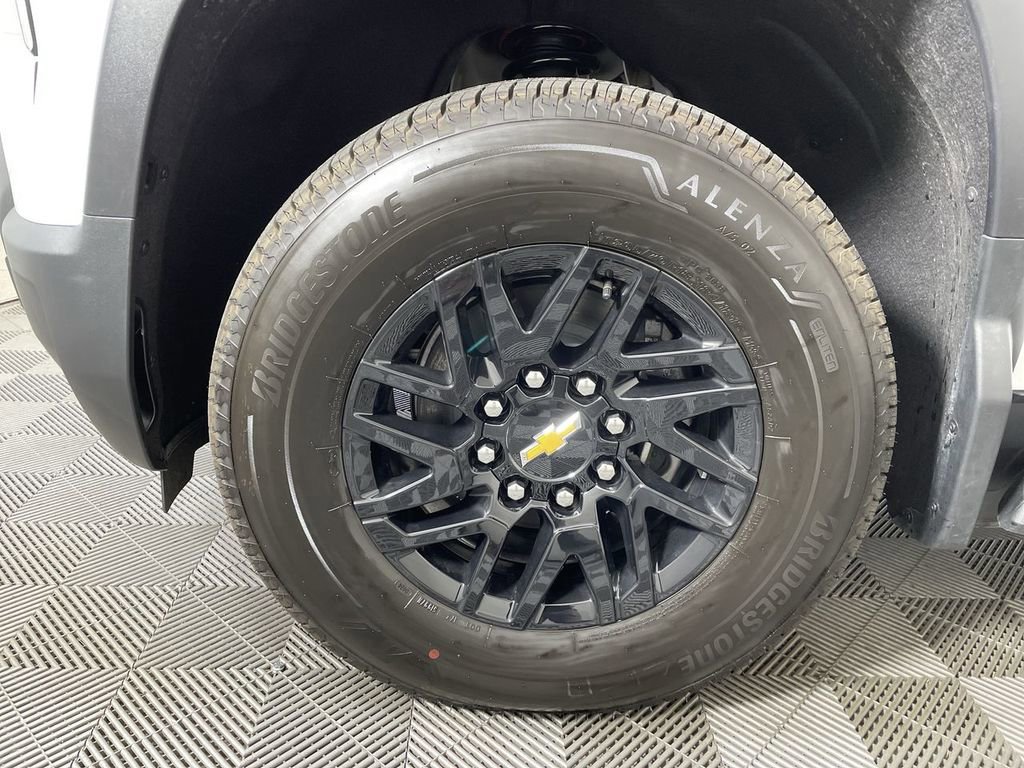 New 2024 Chevrolet Silverado EV W/T image 32