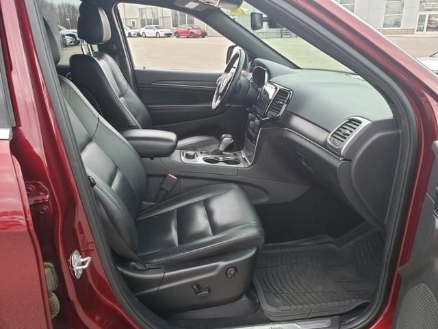 Used 2019 Jeep Grand Cherokee Limited image 18
