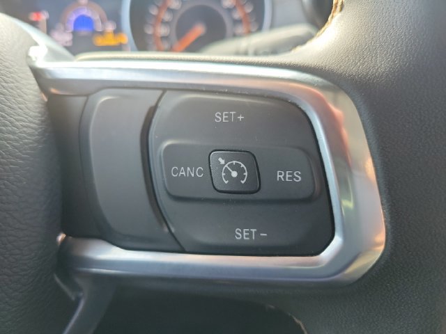 Used 2023 Jeep Gladiator Overland AWD/4WD image 42