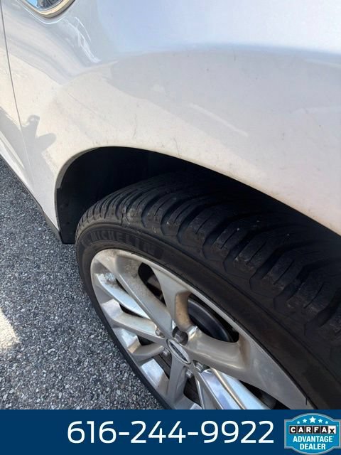 Used 2016 Ford Taurus Limited w/ Equipment Group 301A AWD/4WD image 14