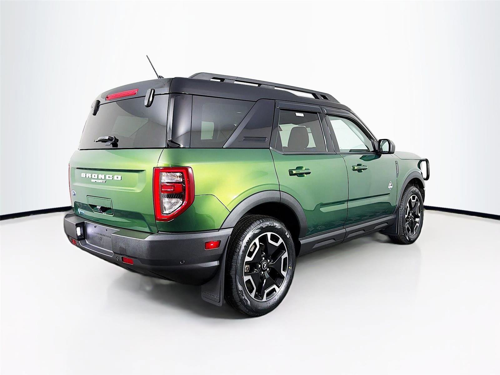 Used 2023 Ford Bronco Sport Outer Banks w/ Tech Package AWD/4WD image 7