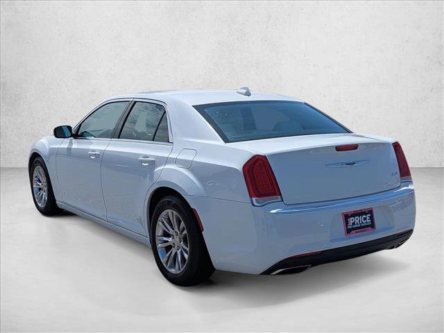Used 2019 Chrysler 300 Touring L w/ Quick Order Package 22F RWD image 7