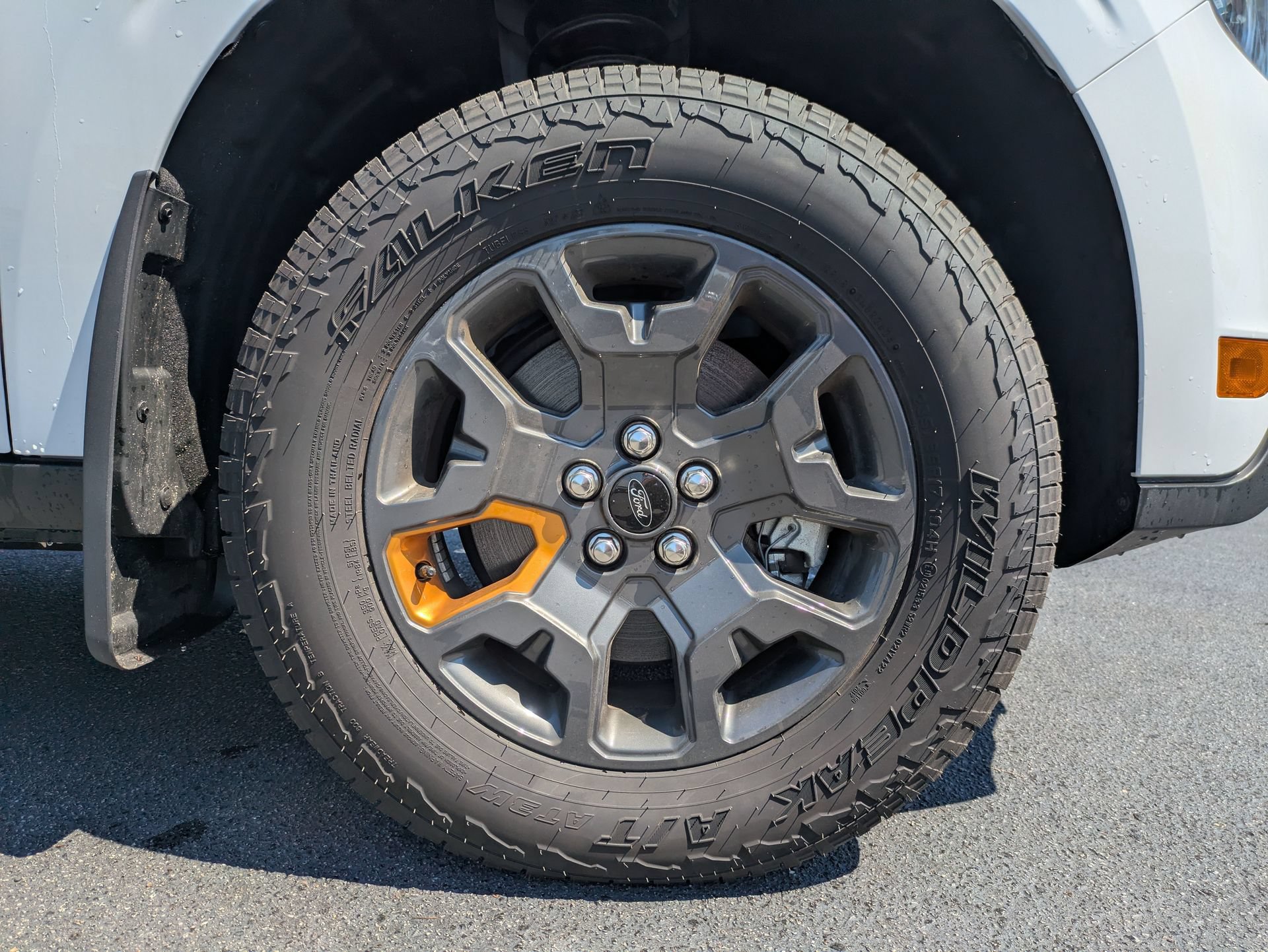 New 2024 Ford Maverick Tremor w/ Tremor Off-Road Package AWD/4WD image 13